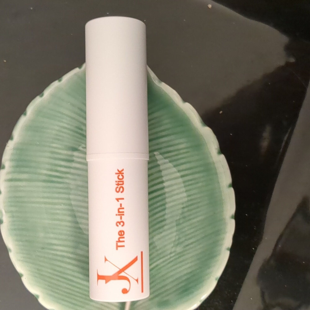 Multi-Tasking Stick - Picture 3 of 4